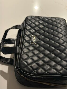Joan & David XL Toiletries Travel Case